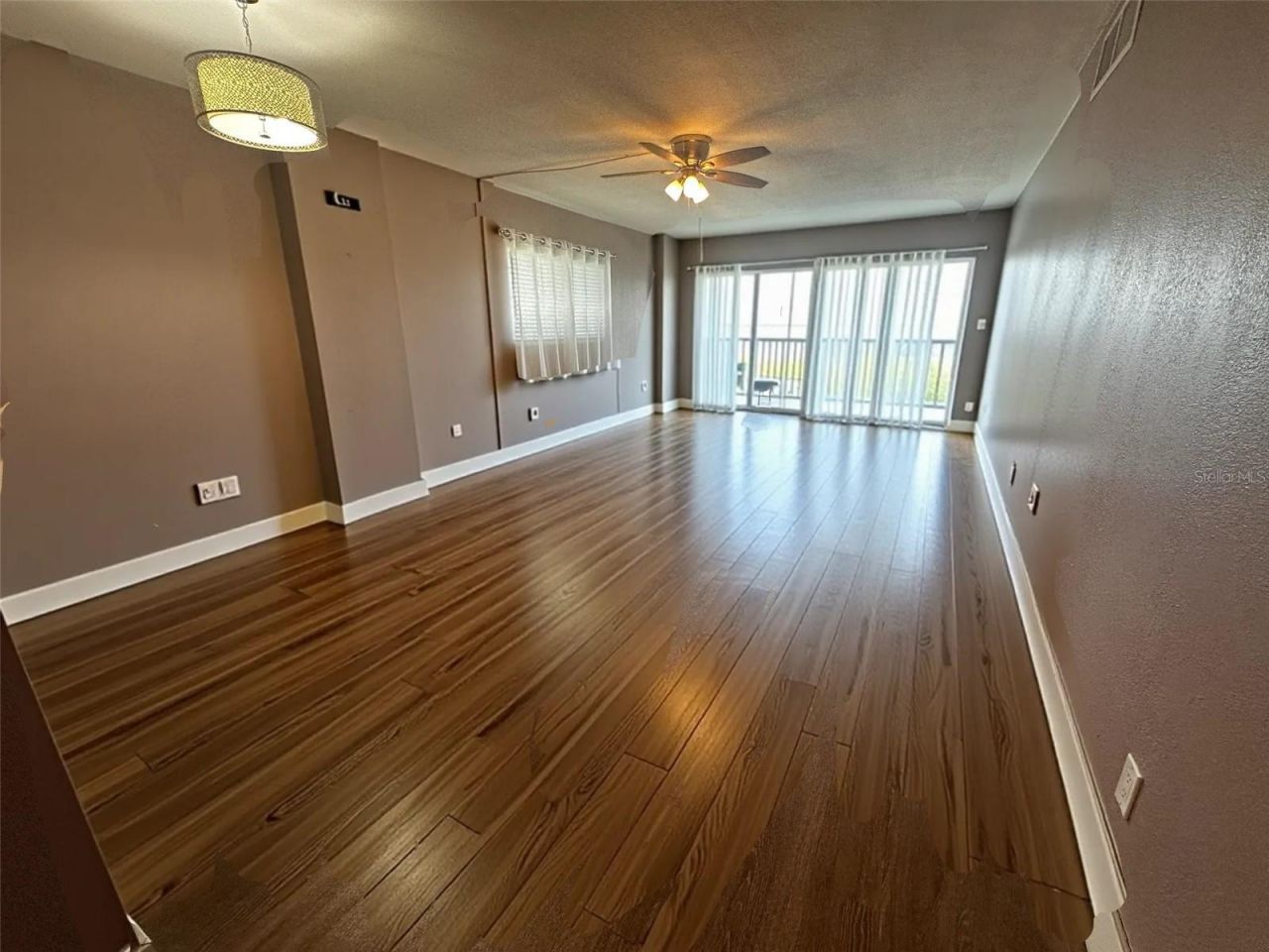 2131 Lakeview Drive, Unit 410, Sebring, FL 33870 Photo