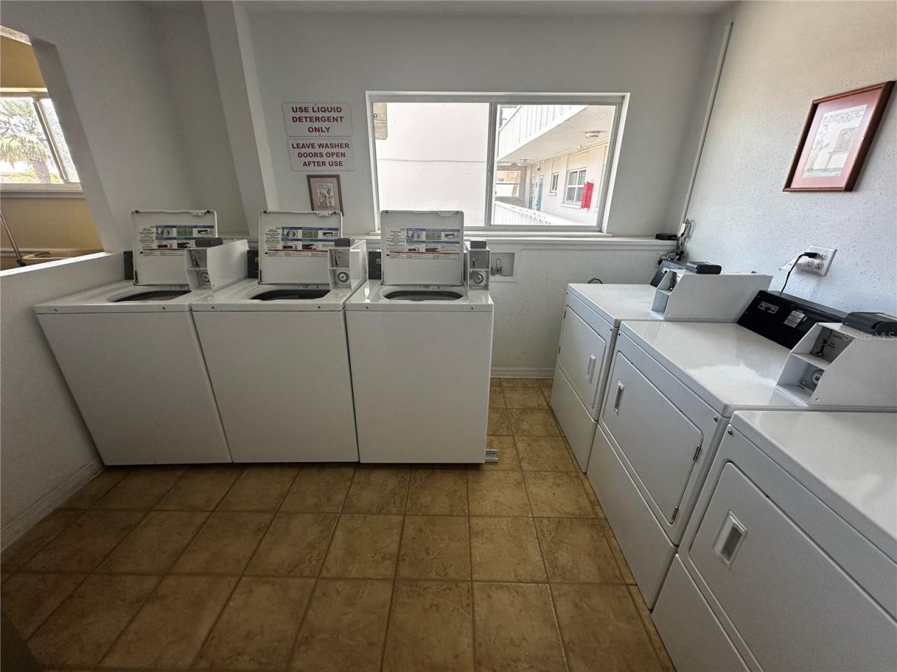 2131 Lakeview Drive, Unit 410, Sebring, FL 33870 Photo