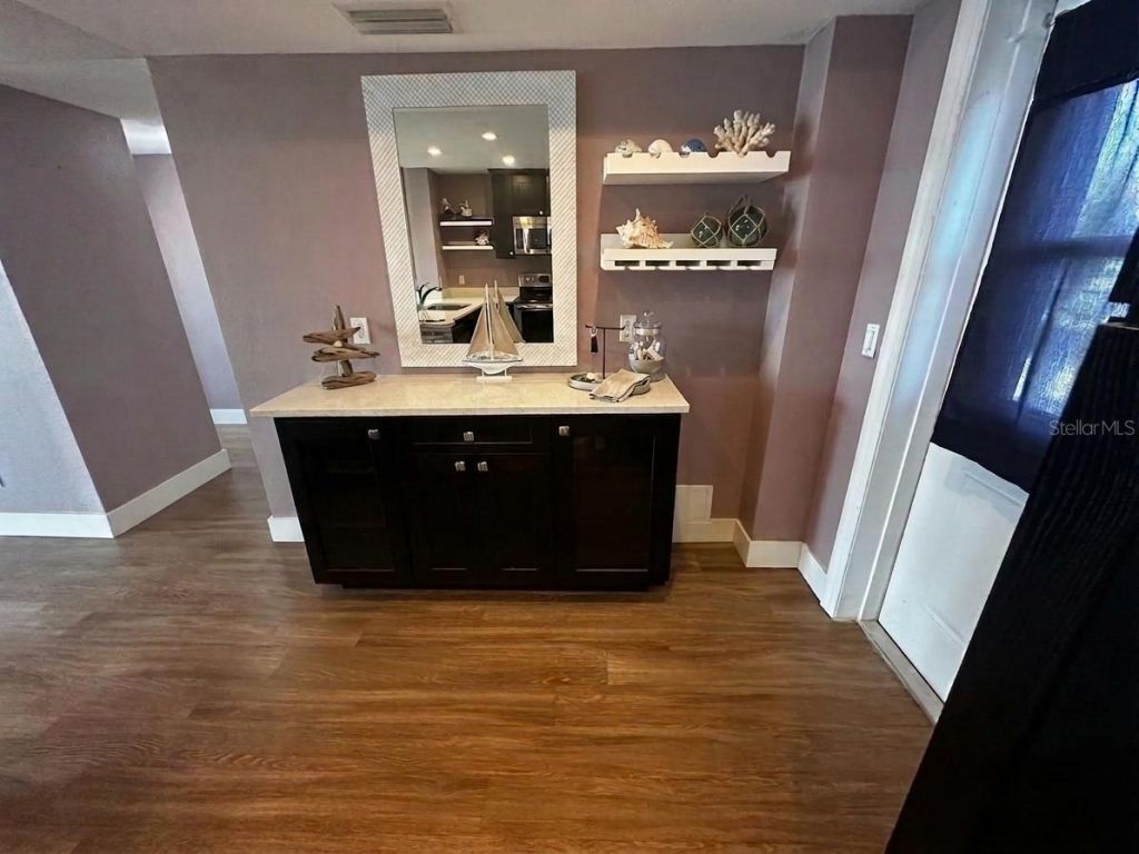 2131 Lakeview Drive , Unit 410, Sebring, FL 33870 Photo