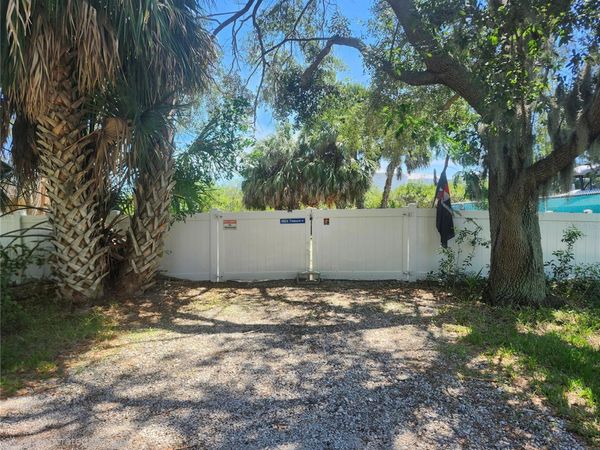 4826 TREASURE DRIVE , NEW PORT RICHEY, FL 34652