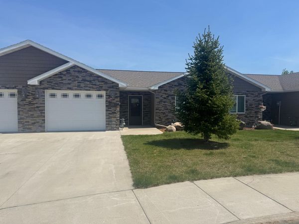 1615 30th Street NW, Unit 11, Bemidji, MN 56601