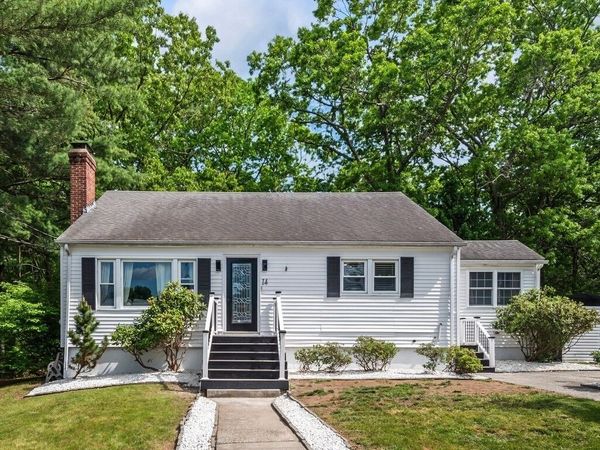 14 Orton St, Worcester, MA 01604