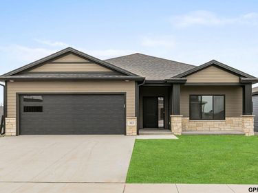 441 N 105th Street , Lincoln, NE 68527