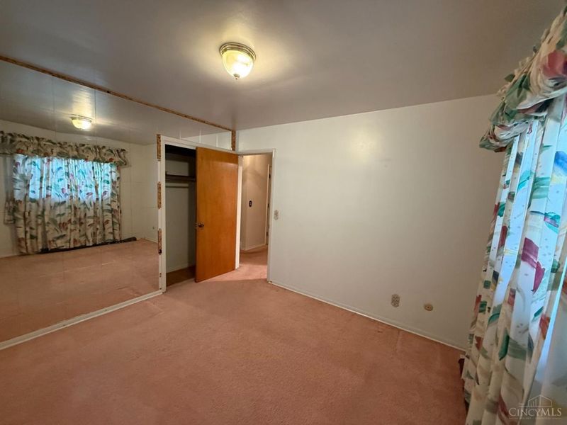 2848 Orland Avenue, Cincinnati, OH 45211 Photo 8