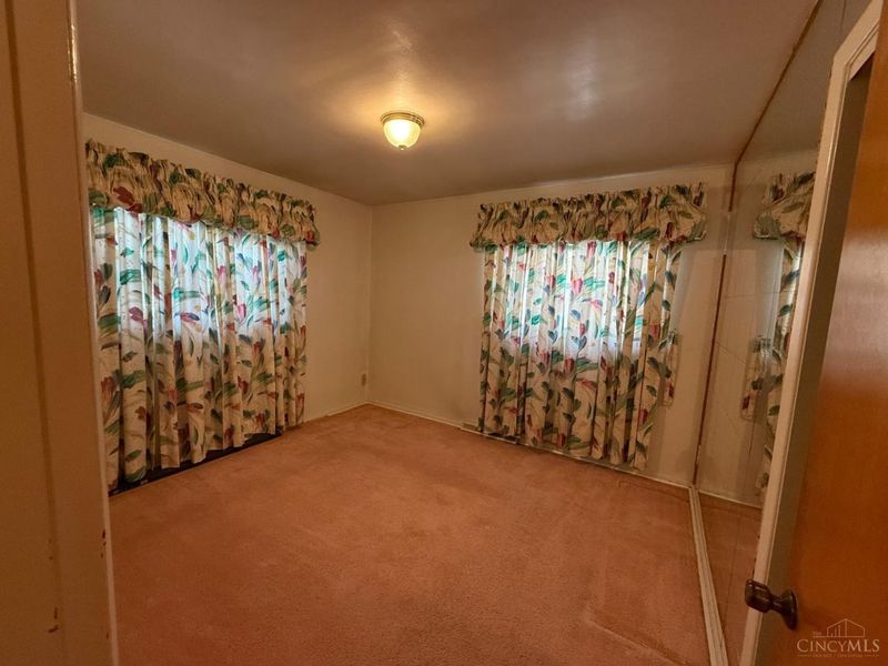 2848 Orland Avenue, Cincinnati, OH 45211 Photo 9