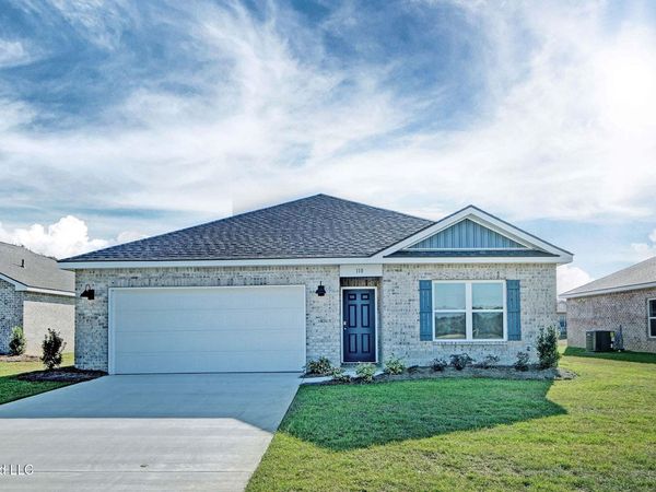 110 Parkwood Court, Canton, MS 39046