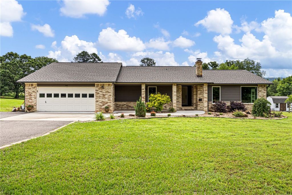 186 Bregar Place, Russellville, AR 72802 Main Photo