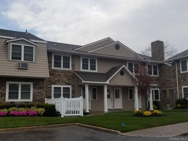 830 Terrace Road , Unit I8-830, Bayport, NY 11705