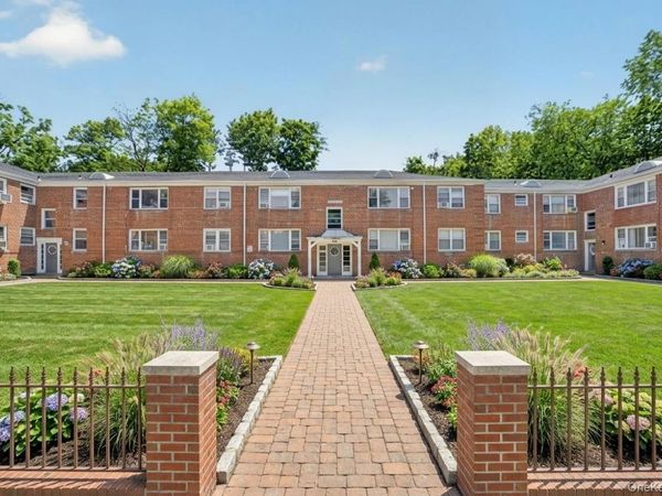205 W Post Road , Unit E-1-O, White Plains, NY 10606