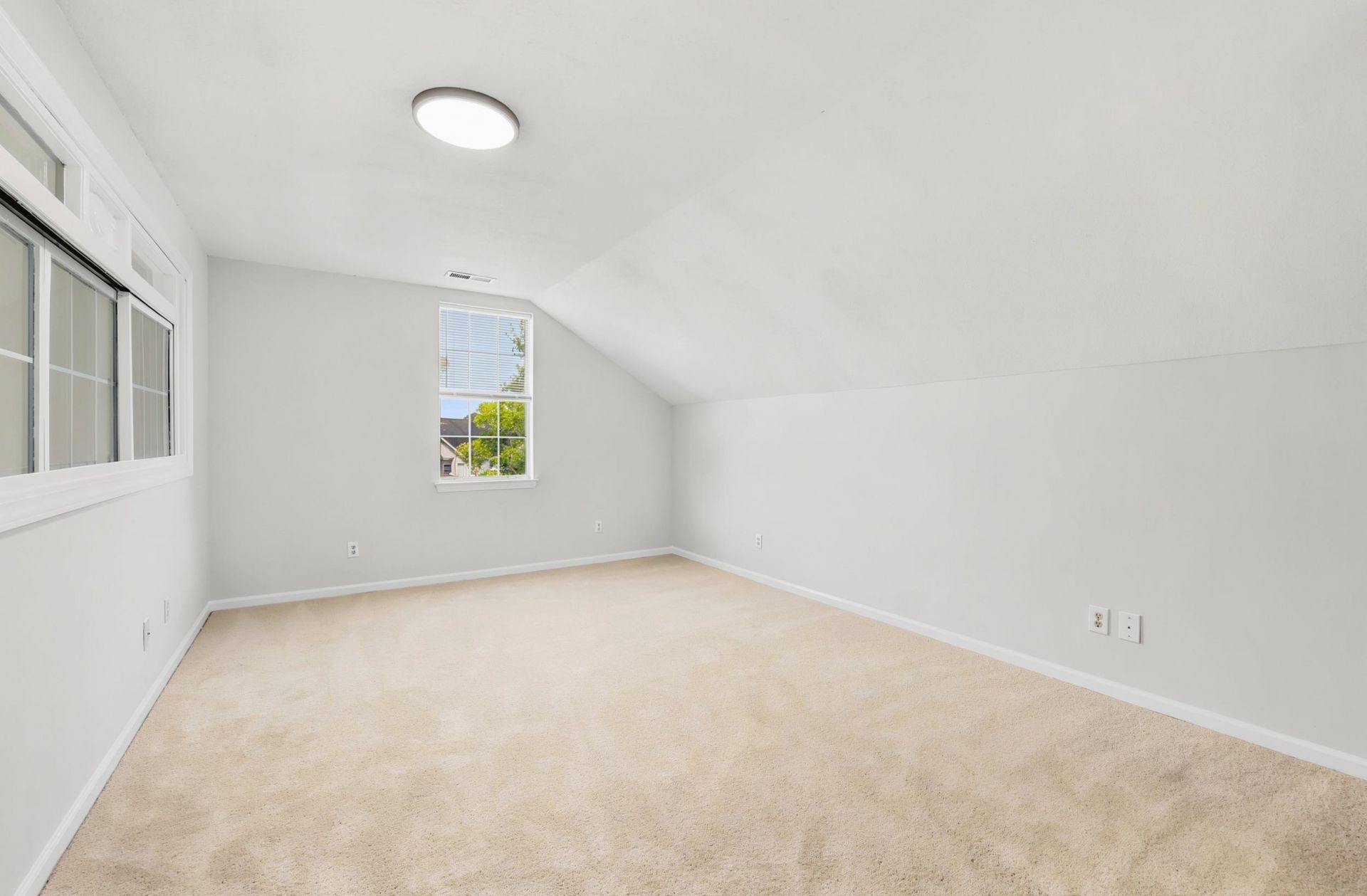 539 Drake Ln.  Photo 24