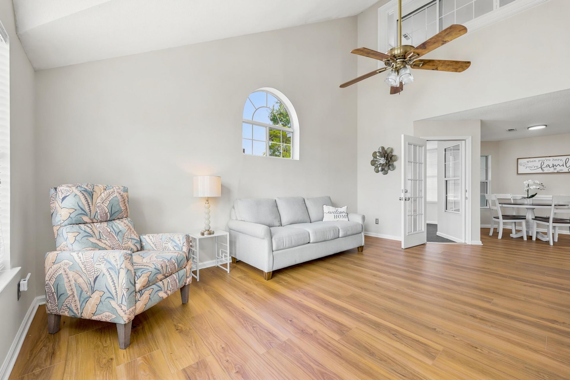 539 Drake Ln.  Photo 4