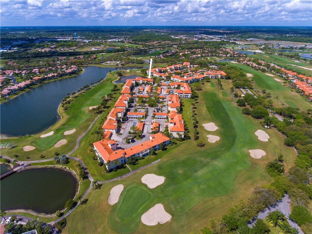 5045 Harmony Circle, Unit 209, Vero Beach, FL 32967 Photo