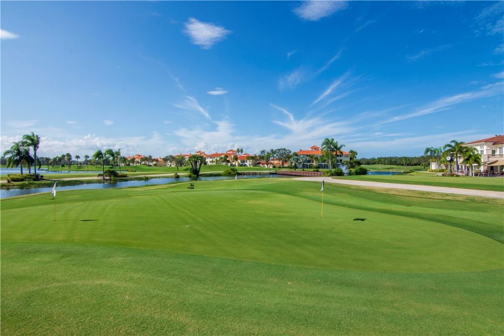 5045 Harmony Circle, Unit 209, Vero Beach, FL 32967 Photo