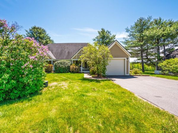 21 Wintercroft Circle, Unit 2, Grantham, NH 03781