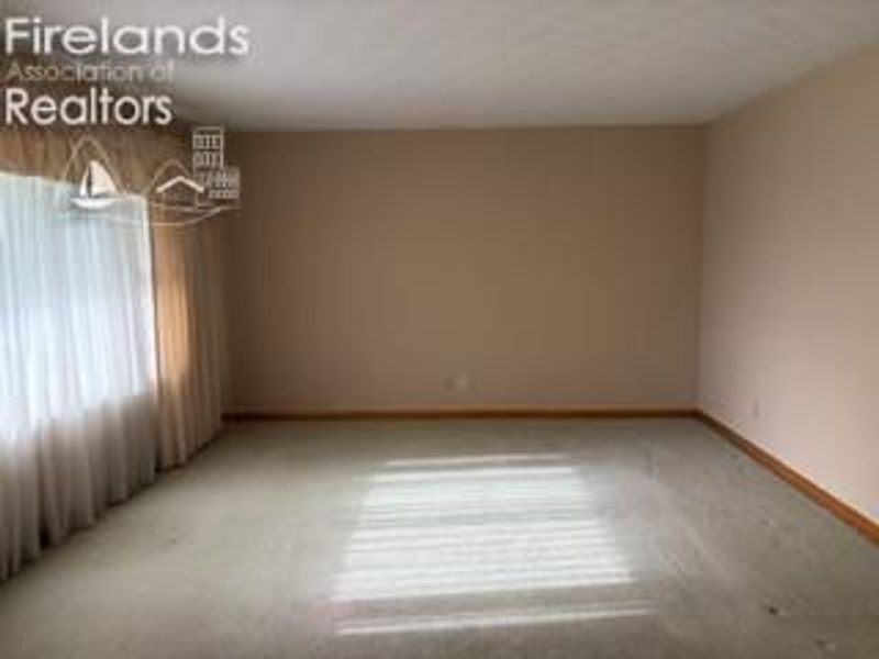 34 Lindsay Avenue, Tiffin, OH 44883 Photo 12