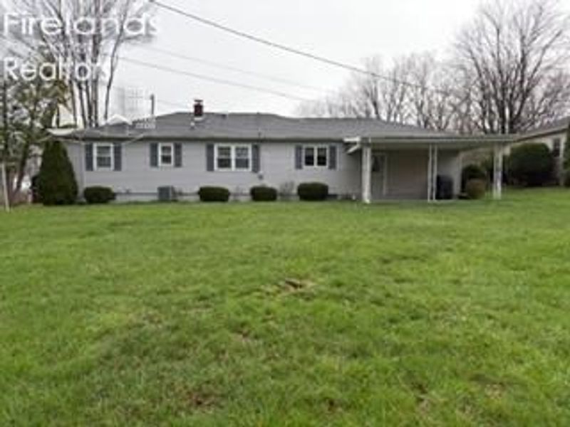 34 Lindsay Avenue, Tiffin, OH 44883 Photo 3