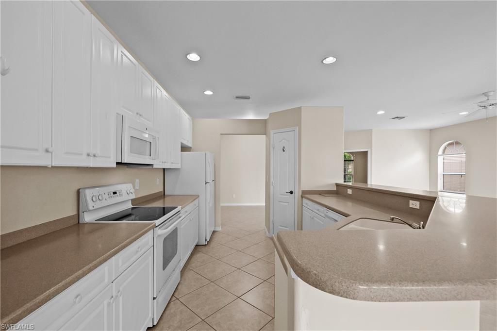 13988 Village Creek Dr, Fort Myers, FL 33908 Photo