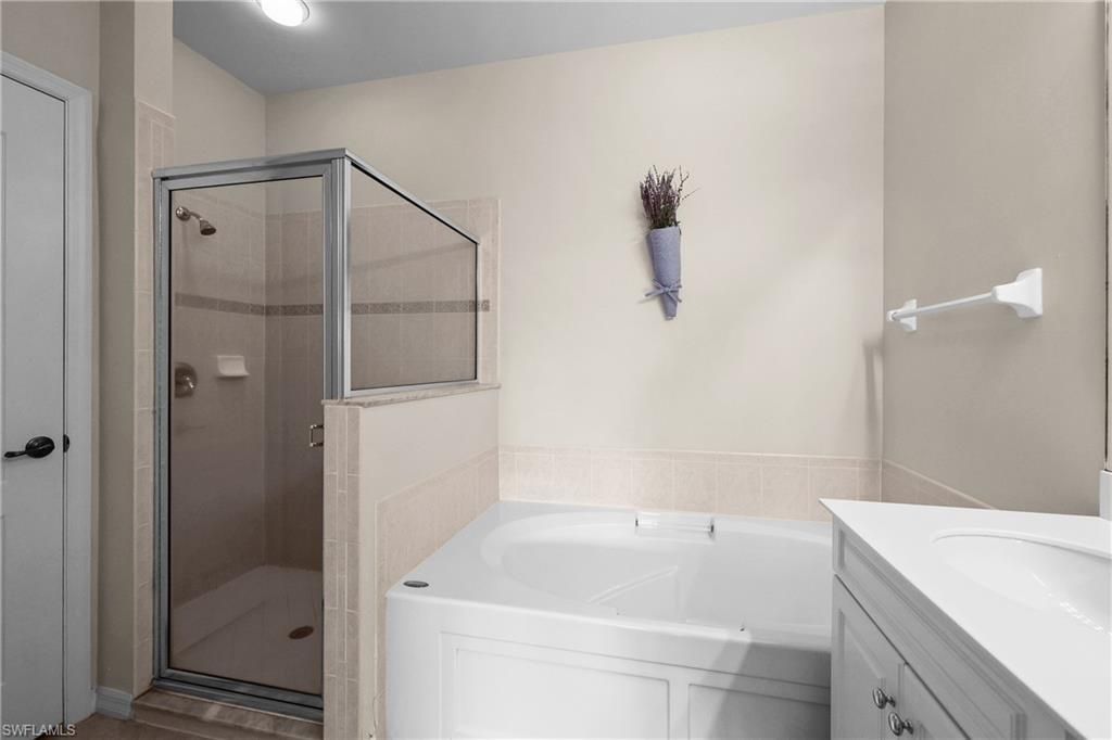13988 Village Creek Dr, Fort Myers, FL 33908 Photo