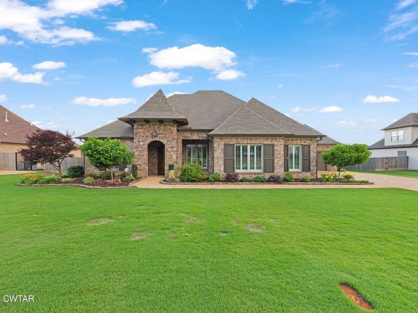 34 Cheddleton Drive , Jackson, TN 38305