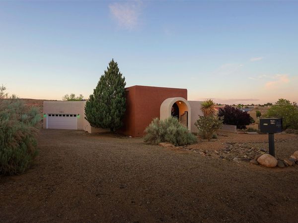 6115 La Paz Road NE, Rio Rancho, NM 87144