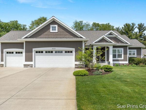 8429 Pinecroft Court, Hudsonville, MI 49426