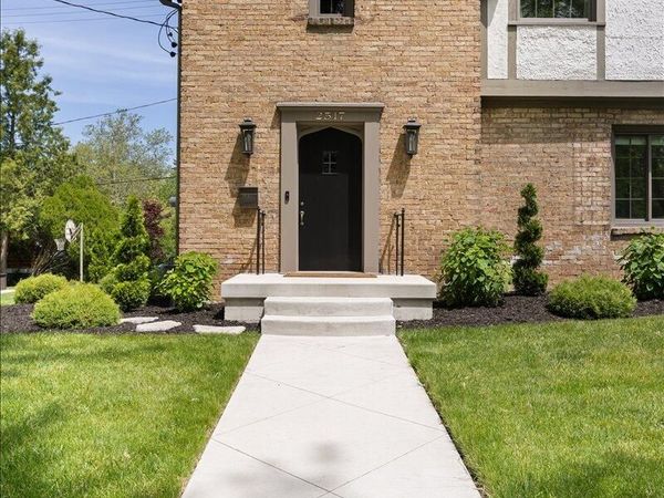 2517 Richards Drive SE, Grand Rapids, MI 49506