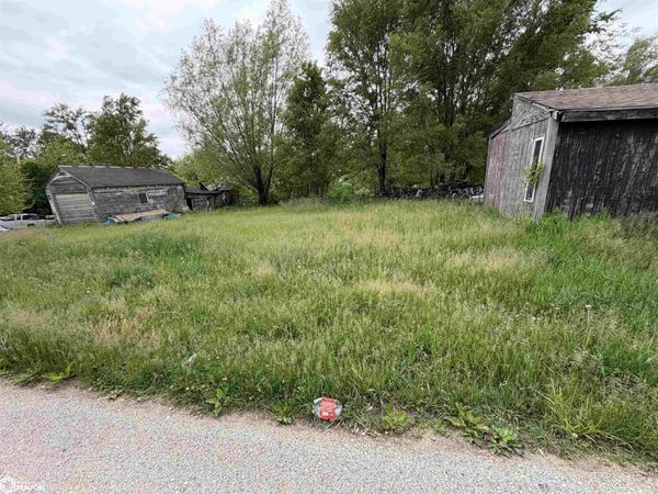 7th Street, Steamboat Rock, IA 50672