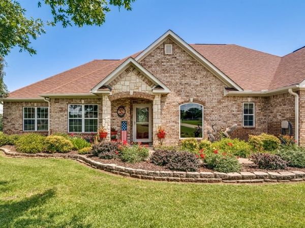 305 Rs County Road 3390, Emory, TX 75440