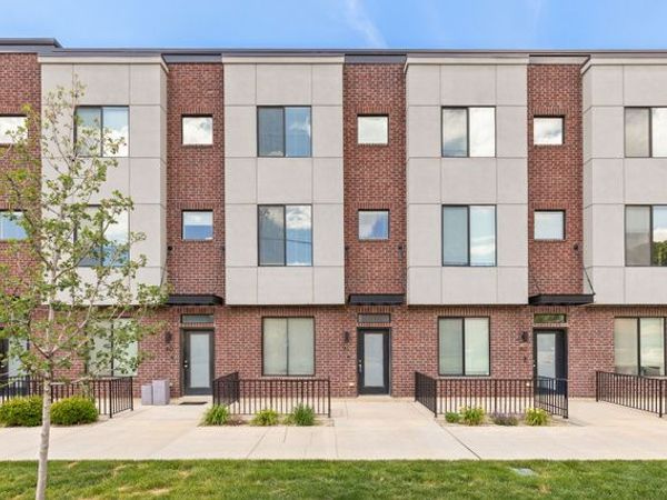 25 E CENTER ST N, Unit 61, North Salt Lake, UT 84054