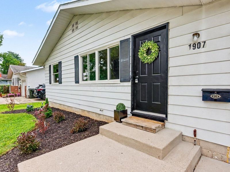 1907 Orlando Road, Columbus, OH 43232 Photo 1
