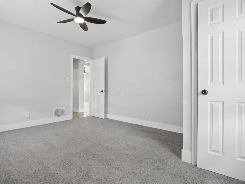 1133 E 19th Avenue, Columbus, OH 43211 Photo 12