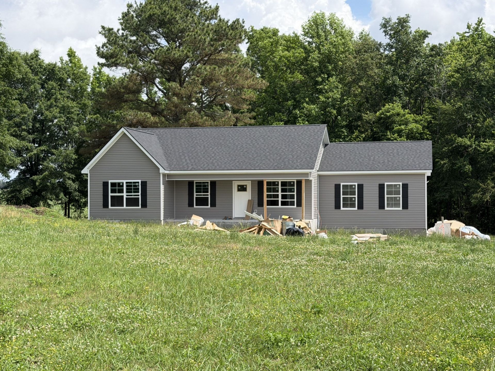1742 Newt Mcknight Rd , Mc Minnville, TN 37110 Main Photo