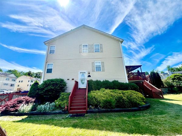 60 Peach Place , Middletown, NY 10940