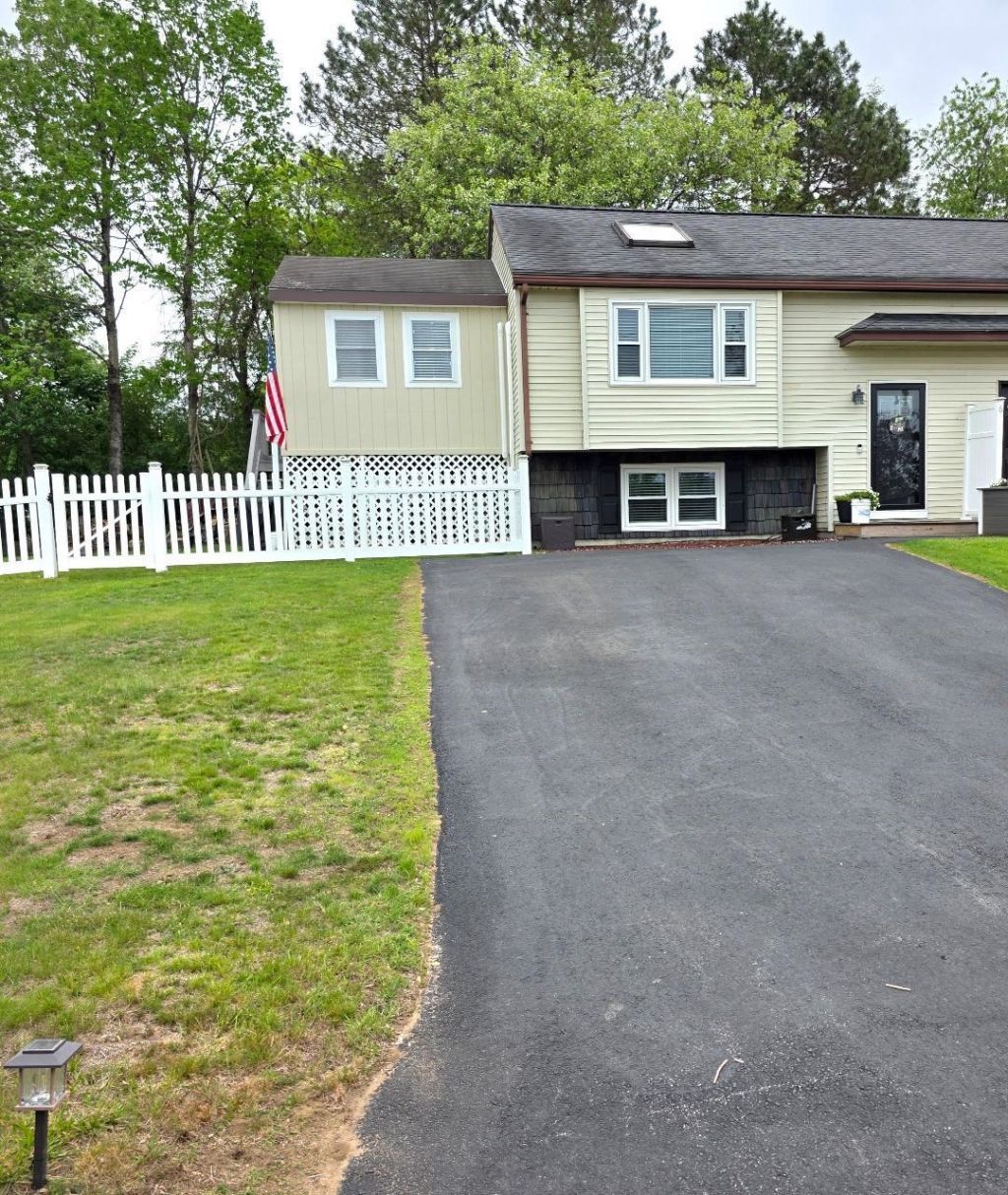 6 L Matthew Drive Derry, NH 03038
