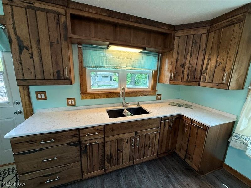106 N Bridge Street SW, Stone Creek, OH 43840 Photo 7