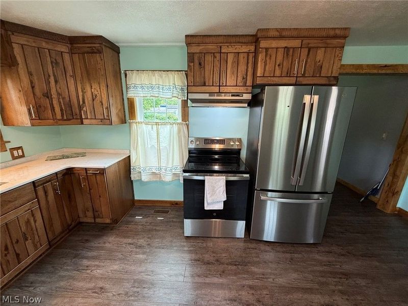 106 N Bridge Street SW, Stone Creek, OH 43840 Photo 8