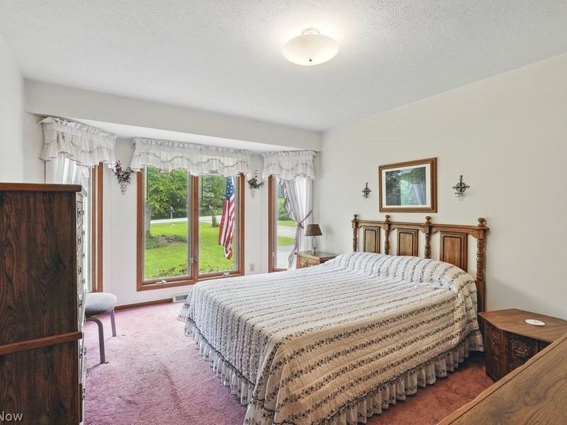 2800 Worrell Road, Willoughby Hills, OH 44094 Photo 21