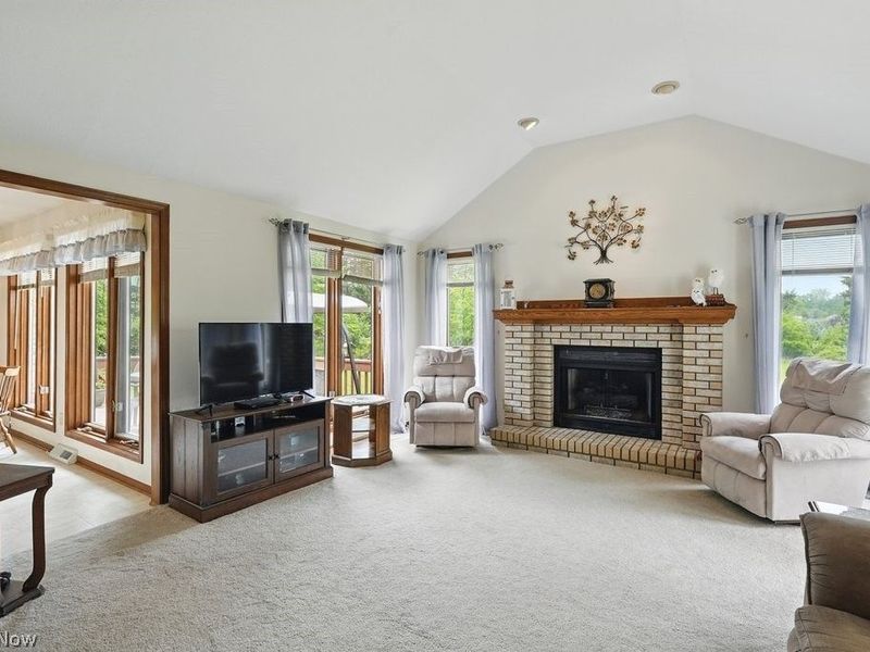 2800 Worrell Road, Willoughby Hills, OH 44094 Photo 9