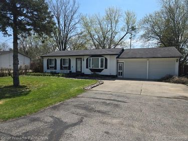 2340 Morton, Grand Blanc, MI 48507
