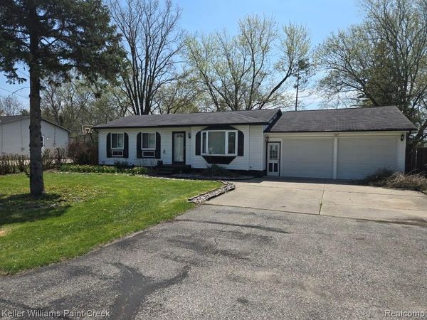 2340 Morton, Grand Blanc, MI 48507