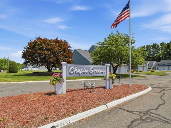 79 Chapin Greene, Unit 79, Ludlow, MA 01056