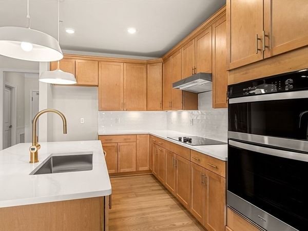 320 Martins Landing, Unit 410, North Reading, MA 01864