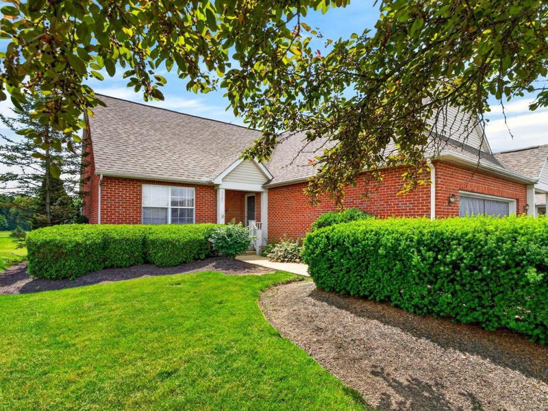6221 Fairway Lane , Canal Winchester, OH 43110 Photo 2
