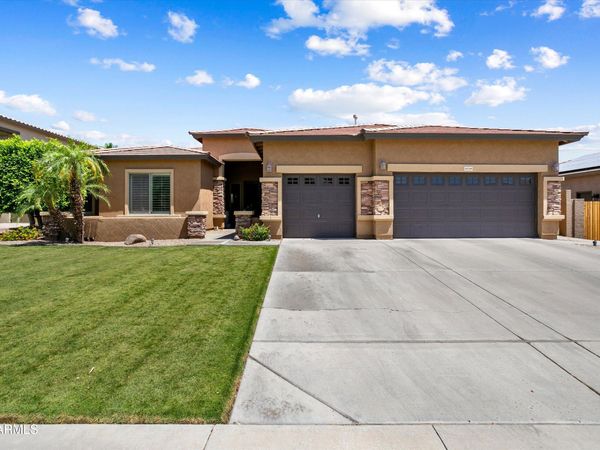 18248 W BANFF Lane, Surprise, AZ 85388
