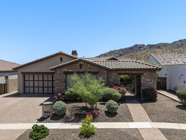 9909 S 6TH Place, Phoenix, AZ 85042