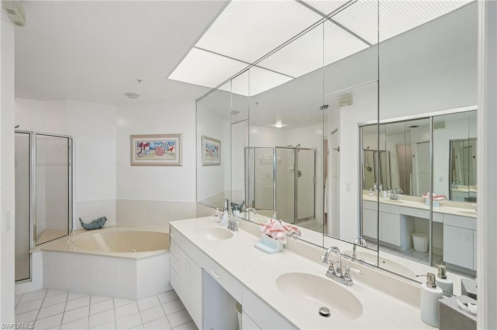 260 Barefoot Beach Blvd , Unit 302, Bonita Springs, FL 34134 Photo