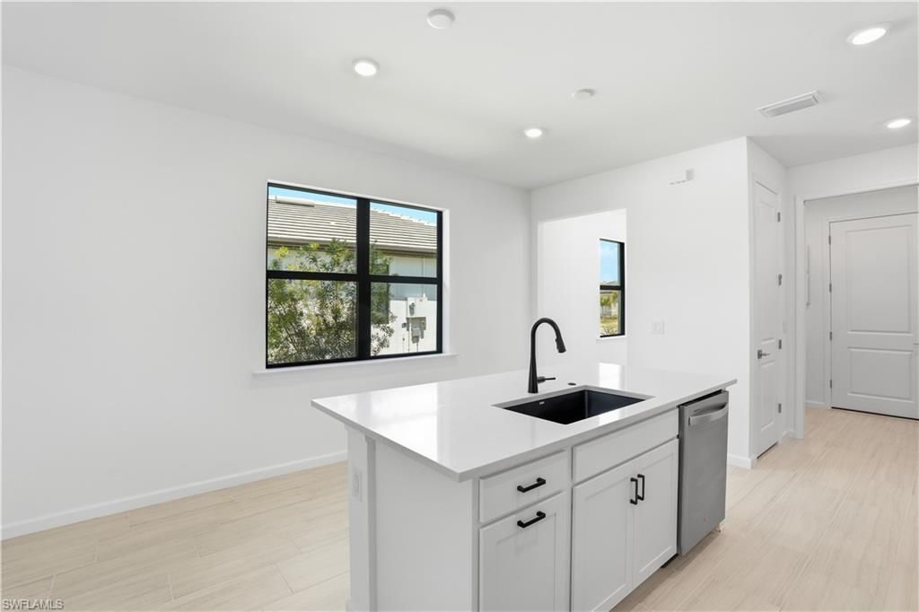 2139 Freemont Way , Naples, FL 34120 Photo