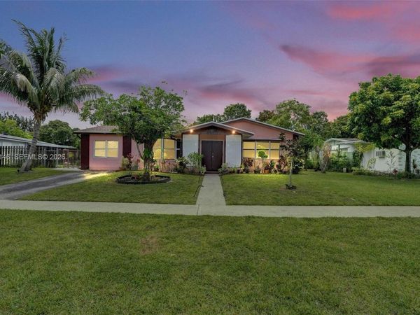 2460 NW 63rd Ter, Sunrise, FL 33313