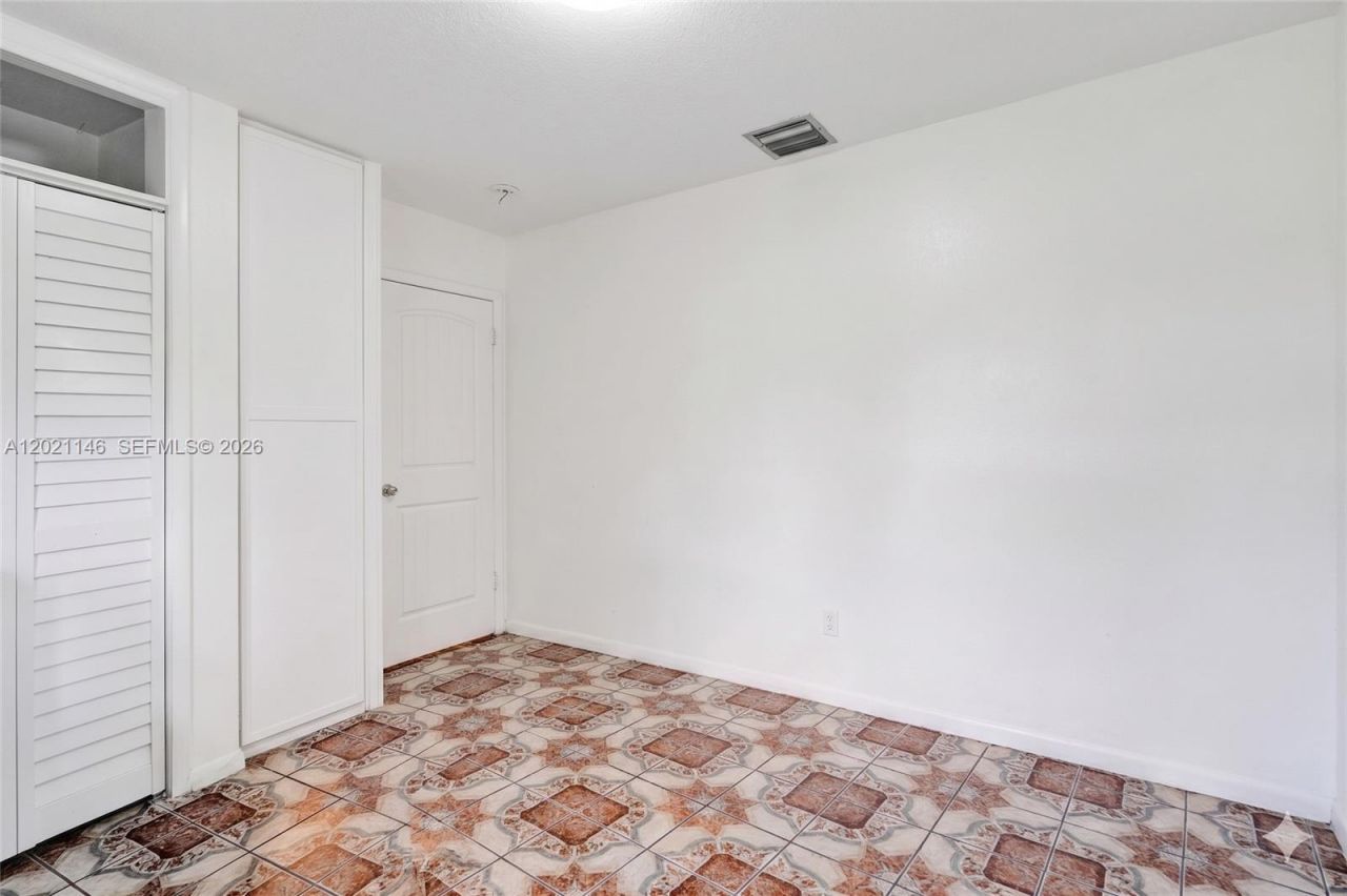 2460 NW 63rd Ter, Sunrise, FL 33313 Photo
