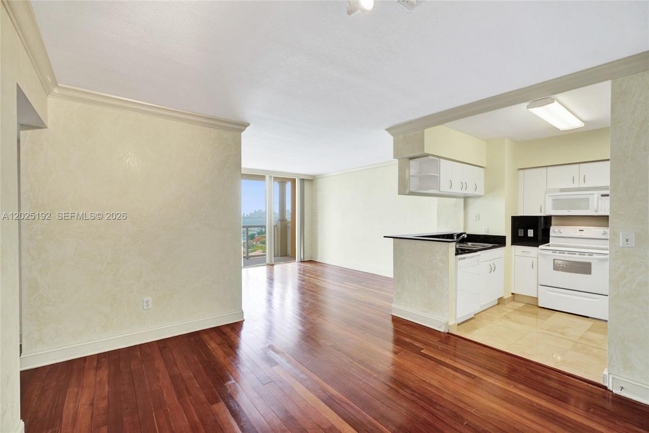 1625 Kennedy Cswy, Unit 1207C, North Bay Village, FL 33141 Photo